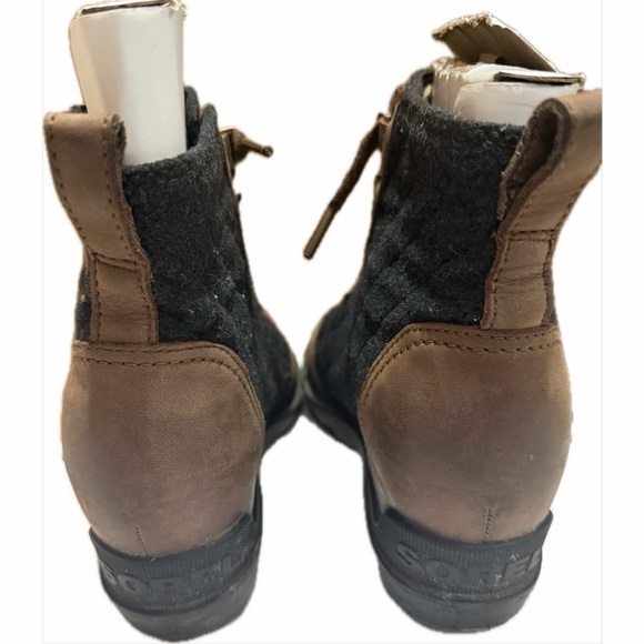 Sorel Brown and Black Ankle Boots - Picture 4 of 10